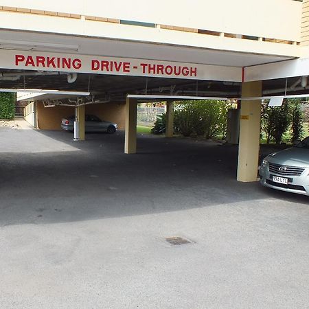 Central Motel Ipswich Bagian luar foto