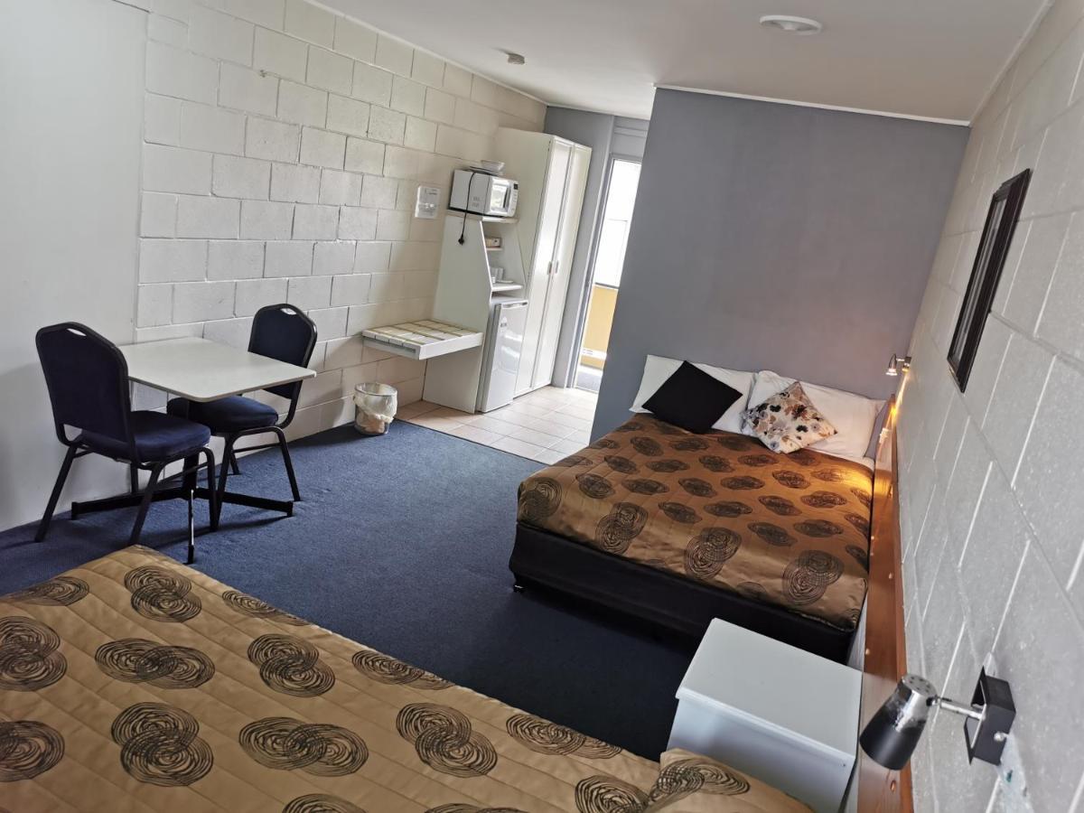 Central Motel Ipswich Bagian luar foto