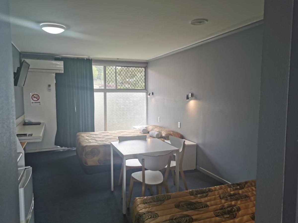 Central Motel Ipswich Bagian luar foto